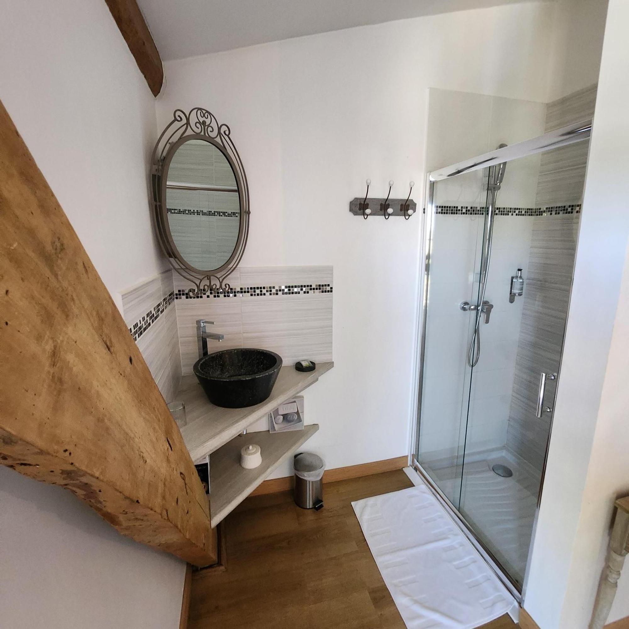Hotel La Tour Perrier Eyrans-de Soudiac Εξωτερικό φωτογραφία